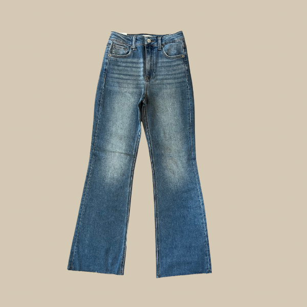 HR Flare Jeans in MW