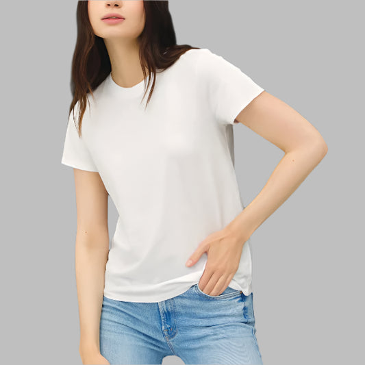 Delia Tee