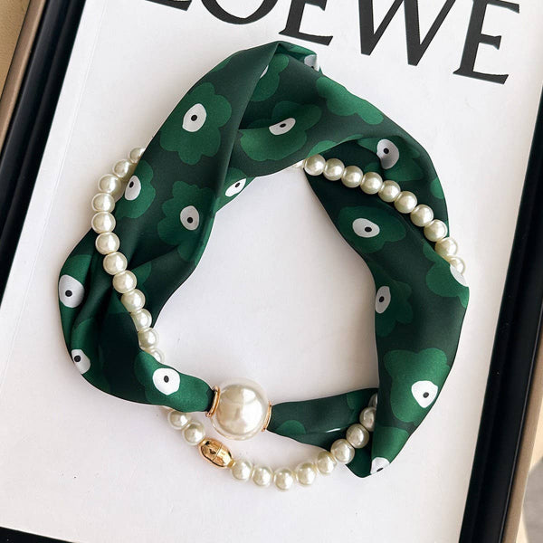 Julie Necklace