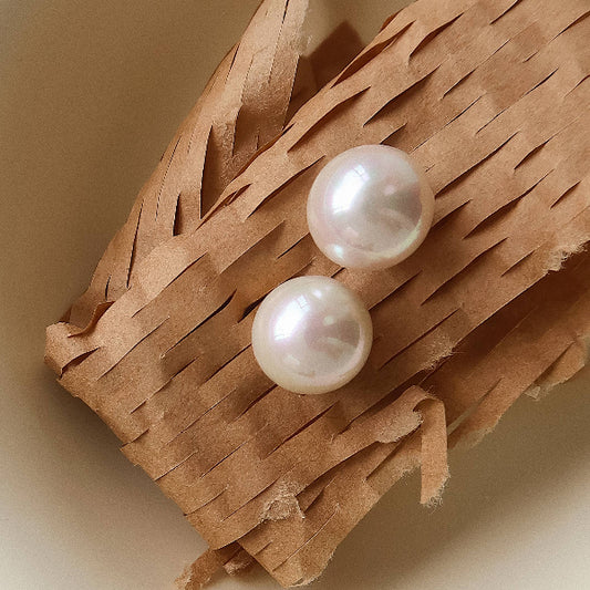 Amrae Pearl Stud Earrings