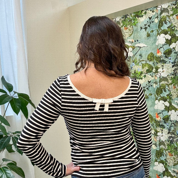 Striped Mini Back Bow Knit Top
