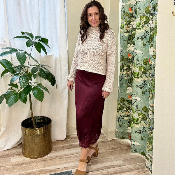 Bordeaux Lace Trim