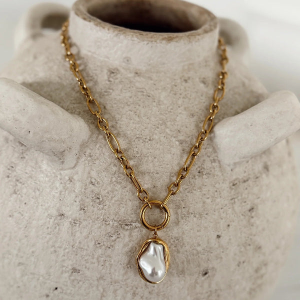 Cassie Pearlish Necklace