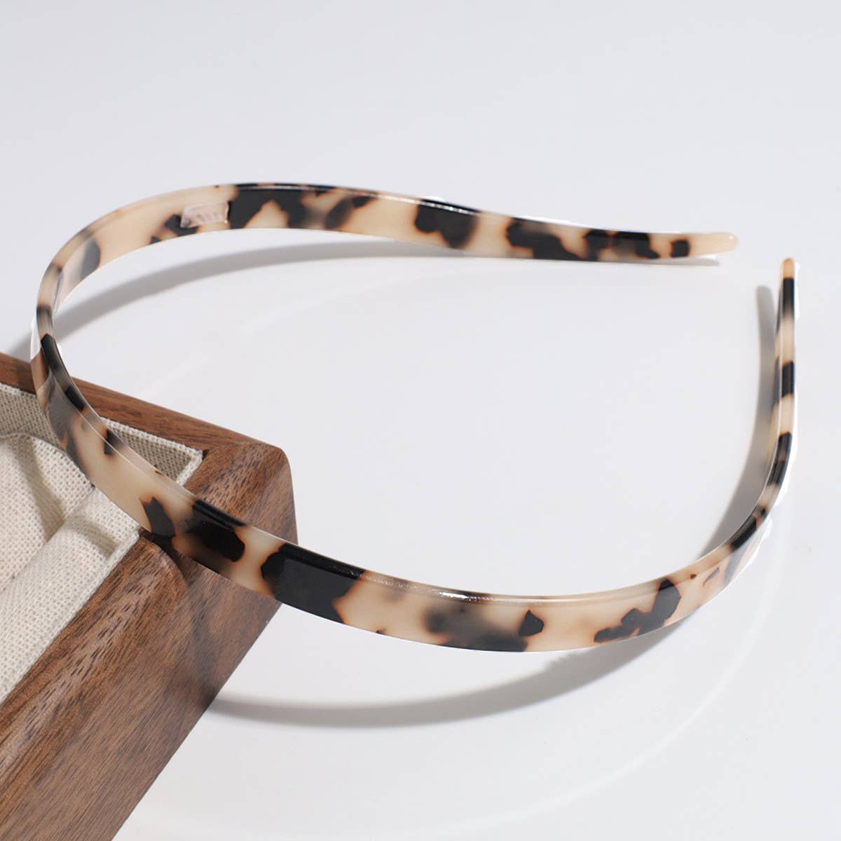 Retro Ice Cracked Toothed Head Band